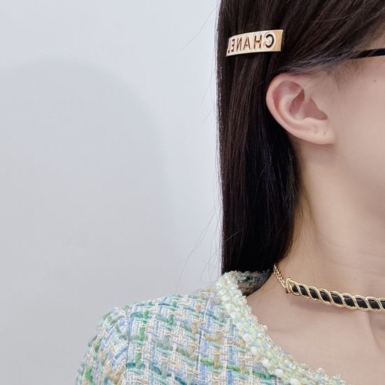 Chanel Embedded Chain Metal Classic Jewelry