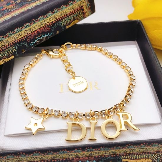 Christian Dior CD Letter Star Bracelet Quality Brass