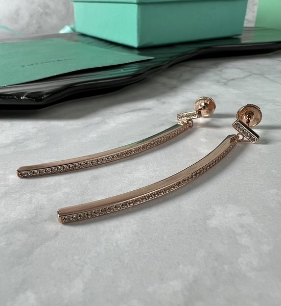 Tiffany & Co. Simple Stylish Daily Stud Earrings
