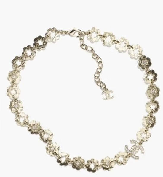 Chanel Flower Star Pattern Crystal Inlaid Necklace