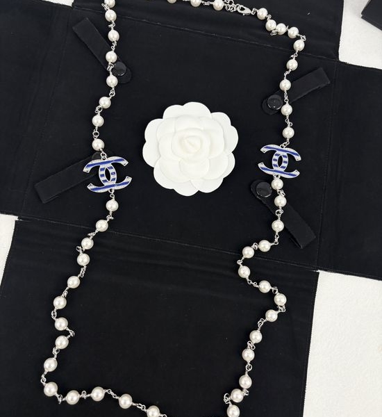 Chanel Enamel Pearl Long Pendant Sweater Chain