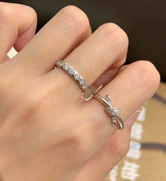 Chanel Quilted Pattern Slim Pave Diamond Band Ring