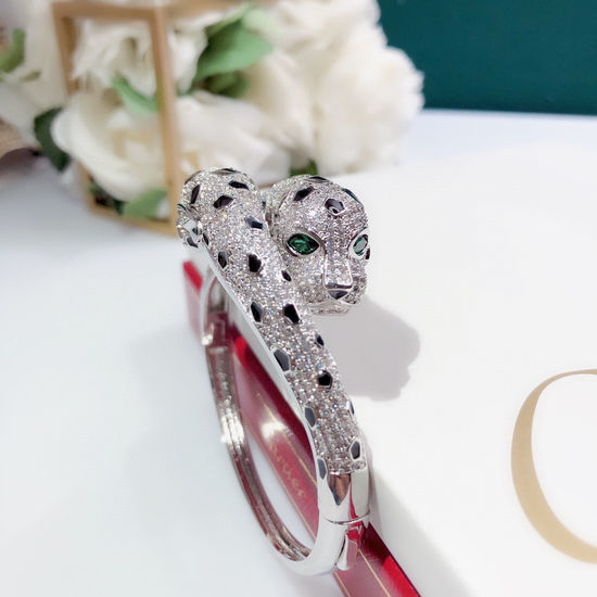 Cartier Double Leopard Head Full Diamond Bracelet