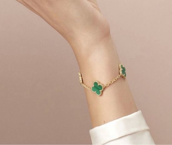 Van Cleef & Arpels VCA Natural Malachite Clover Bracelet