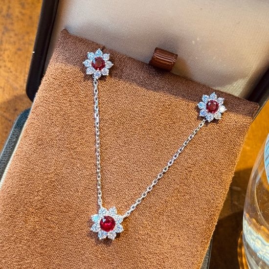 Harry Winston Ruby Flower Necklace Earrings Set