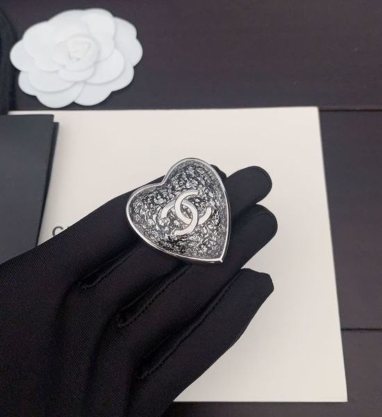 Chanel White Gold Heart Shape Brass Brooch