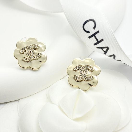 Chanel Gold Flower Diamond Earrings