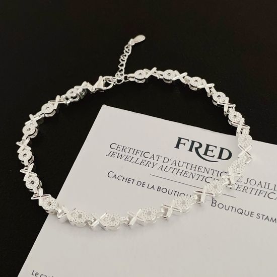 Fred Minimalist Pavé Diamond Chain Bracelet
