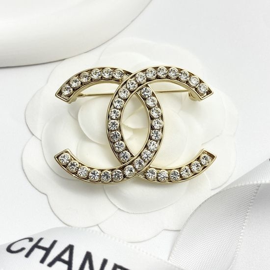 Chanel Rhinestone Hollow Brooch