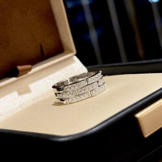 Cartier Chain Hollow Inlaid Ring