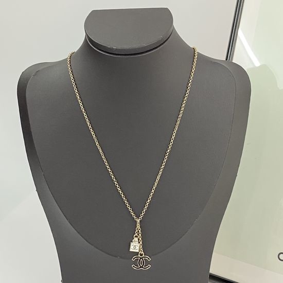Chanel Minimalist Enamel Pendant Necklace Elegant