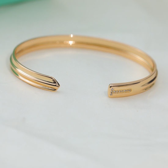 Tiffany & Co. Double T Full Diamond Open Bangle