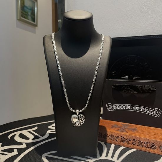 Chrome Hearts Vintage Vine Heart Pendant Necklace