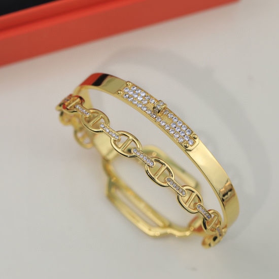 Hermes Classic Pig Nose Design Bangle