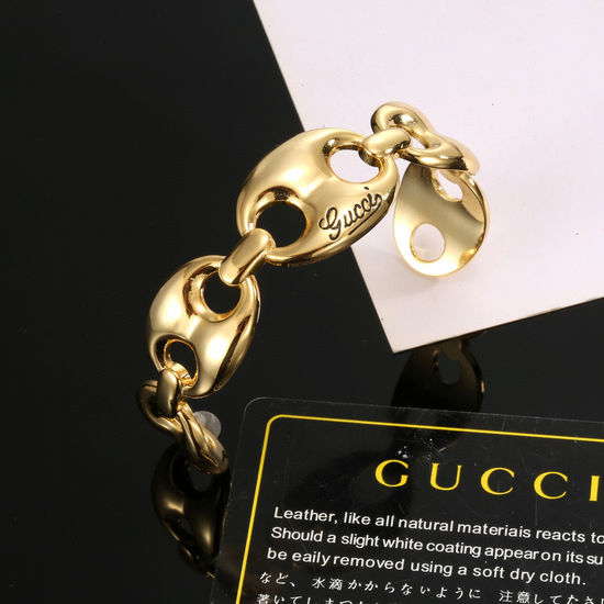 Gucci Vintage Fashion Bangle Bracelet