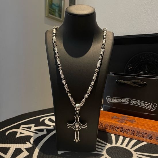 Chrome Hearts Vintage Cross Pendant Classic Necklace