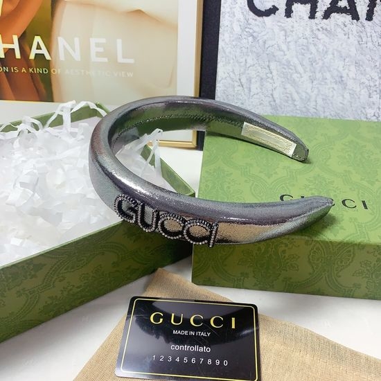 Gucci Glossy Minimalist Hair Hoop Headband