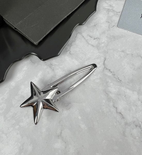 Yves Saint Laurent YSL Single Elegant Hair Clip
