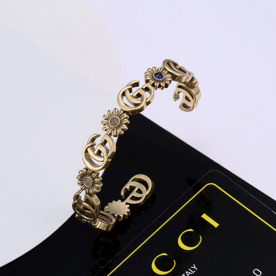 Gucci Classic Logo Bracelet