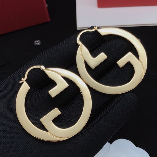 Gucci Smooth Round Hook Earrings