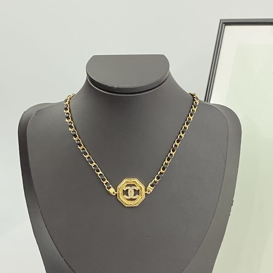 Chanel Vintage Gold Square Leather Chain Necklace