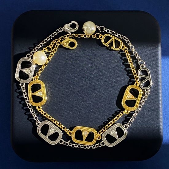 Valentino V Letter Pearl Pendant Chain Bracelet