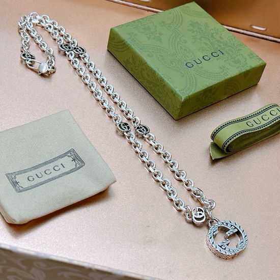 Gucci Vintage Style Pendant Daily Wear Necklace