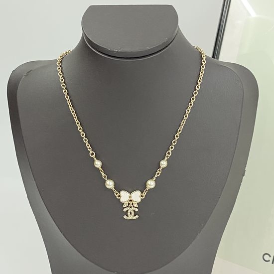 Chanel Bow Pearl Pendant Necklace