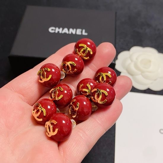 Chanel Red Pearl Festive Versatile Earrings