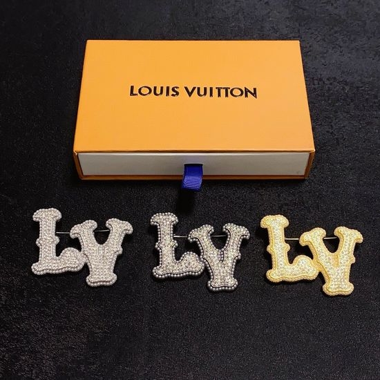 Louis Vuitton LV Diamond Pearl Multi Use Brooch