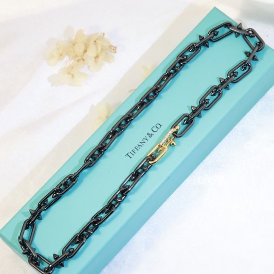 Tiffany & Co. Delicate Trident Pendant Necklace
