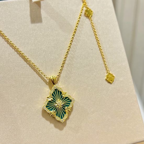 Van Cleef & Arpels VCA Malachite Clover Hollow Silver Necklace