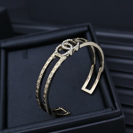 Chanel Quilted Pattern Letter Bangle