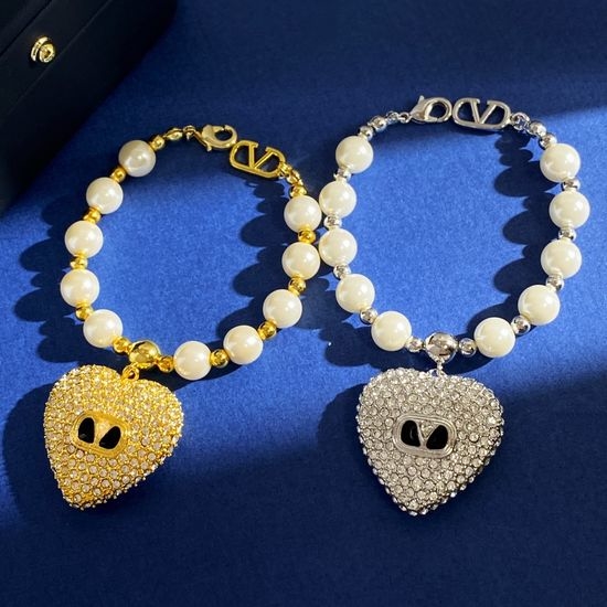 Valentino Heart Shape Pearl Bracelet Two Colors Available