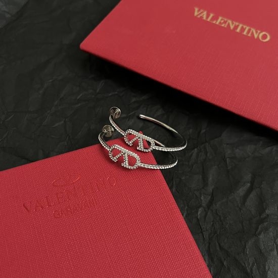 Valentino Valentino Minimalist Stud Earrings