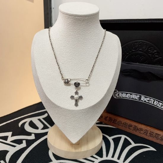 Chrome Hearts Vintage Style Cross Pendant Necklace