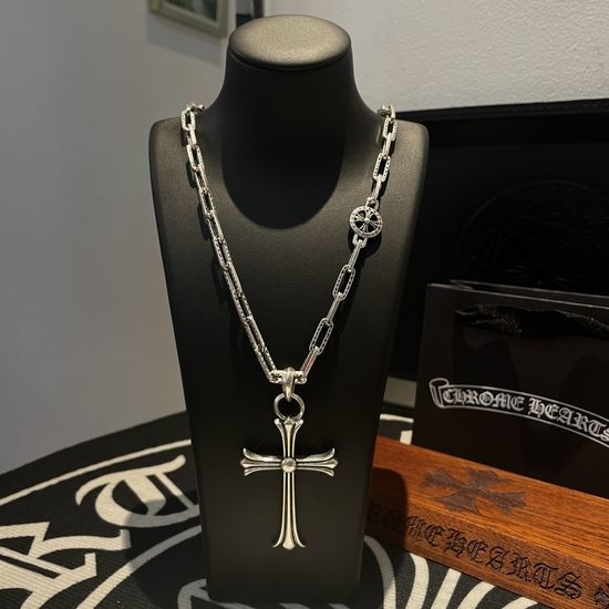 Chrome Hearts Vintage Cross Pendant Chunky Necklace