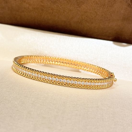 Fendi Beaded Edge Full Diamond Narrow Bangle