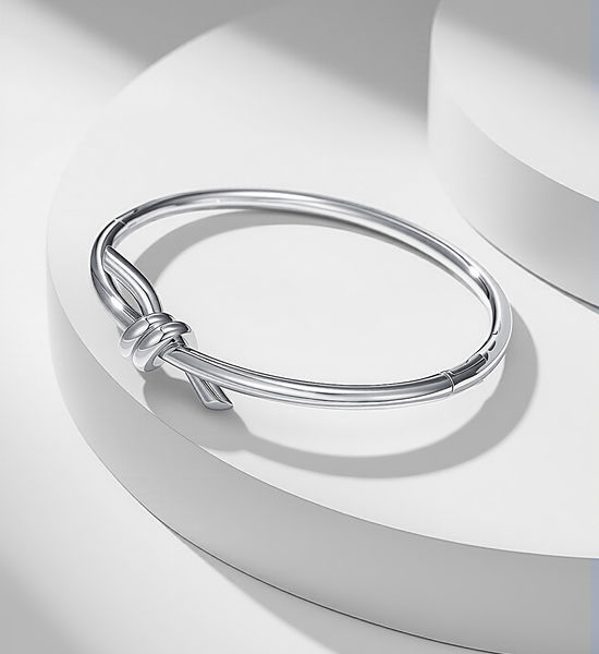 Tiffany & Co. Knot Design Jewelry Necklace