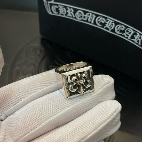 Chrome Hearts Vintage Scout Flower Ring