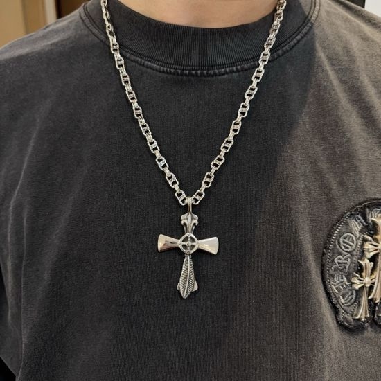 Chrome Hearts Classic Vintage Cross Feather Pendant Necklace