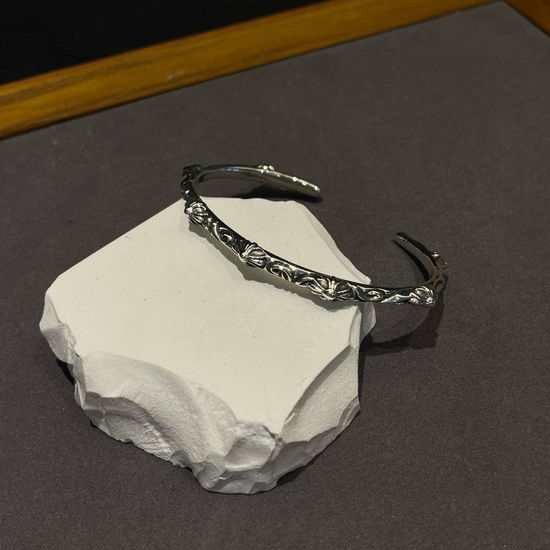 Chrome Hearts Engraved Cross Pattern Bangle Bracelet