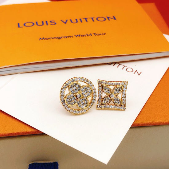 Louis Vuitton LV Diamond Rhombus Round Stud Earrings