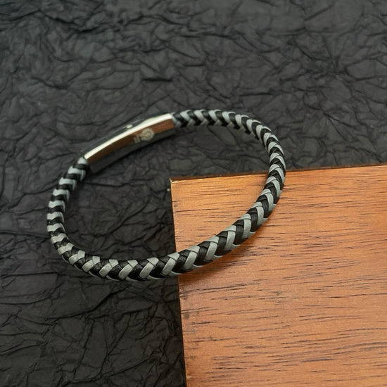 Chrome Hearts Vintage Leather Rope Pattern Bracelet Bangle