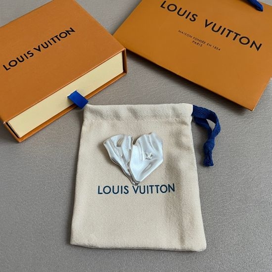 Louis Vuitton LV Premium Crafted Brooch