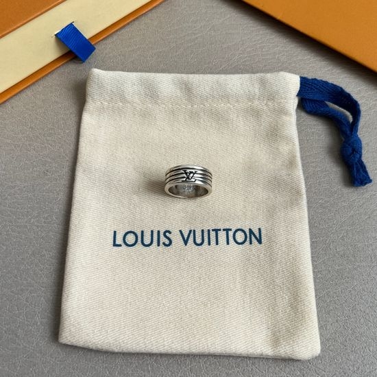 Louis Vuitton LV Vintage Style Unique Design Ring