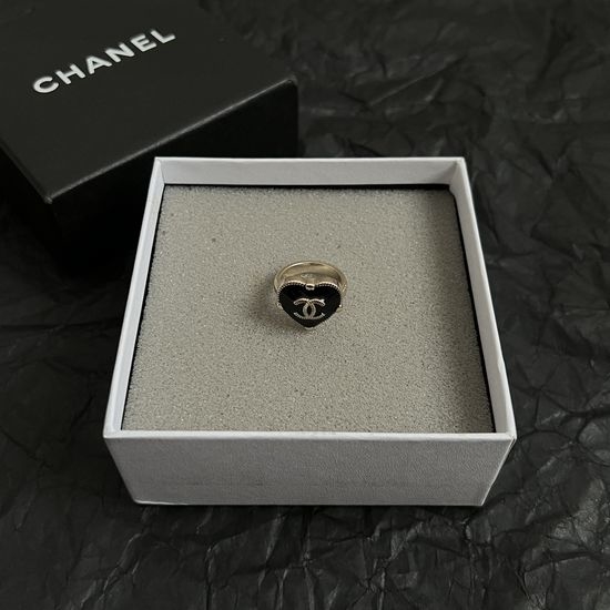 Chanel Sophisticated Vintage Ring