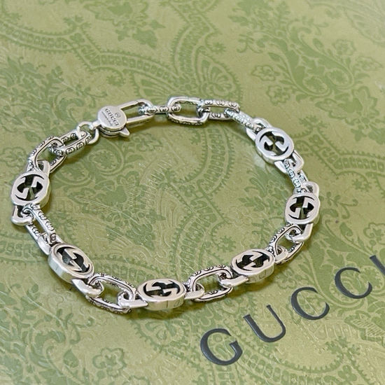 Gucci Timeless Classic Versatile Bracelet