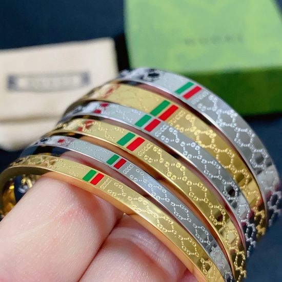 Gucci Premium 14K Gold Double Motif Bracelet
