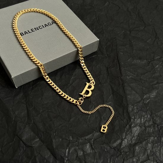Balenciaga Simple Elegant Necklace Classic Fashion Accessory